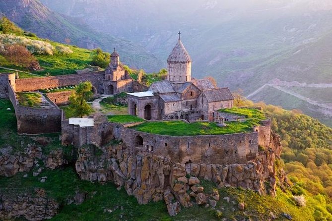 6 days in Armenia: Garni, Tatev, Echmiadzin, Sanahin, Haghpat - Guides, vehicles, and the value of a private tour