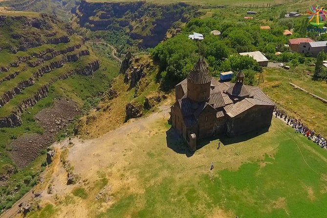 Amberd (Saghmosavank,Armenian alphbet monument) - Practical limits at a high-altitude ruin