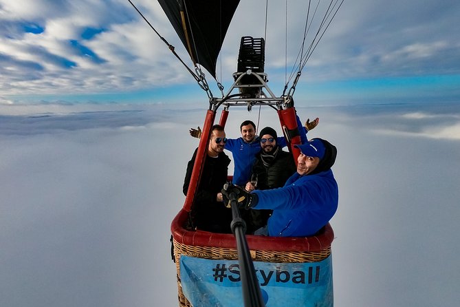Balloon ride Skyball - Champagne, sweets, and a named certificate