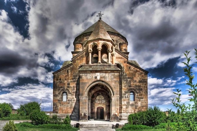 Echmiadzin (Hripsime, Gayane, Mother Cathedral) and Zvartnots Temple - Who should book this Echmiadzin tour?