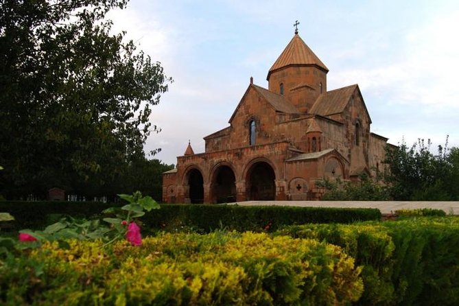Echmiadzin, Zvartnots, Khor Virap - Why this Yerevan day trip works well