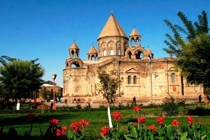 Echmiadzin, Zvartnots, Khor Virap - Zvartnots Temple and the extra $4 ticket