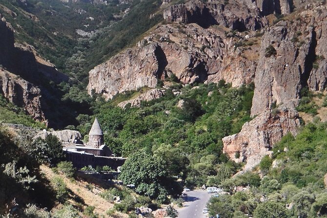 Garni, Geghard, Charent's Arch, Symphony of Stones & LavashBaking - Food, free time, and what to pack