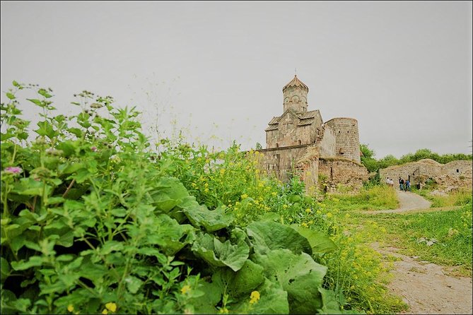 Group Tour: Shaki waterfall, Tatev monastery & ropeway, Hin Areni winery - The Wings of Tatev crosses the Vorotan Gorge