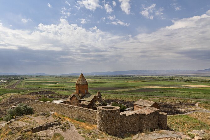 Khor Virap, Noravank Private Tour with Optional Wine Tasting - Areni wine, lunch, and the extra costs