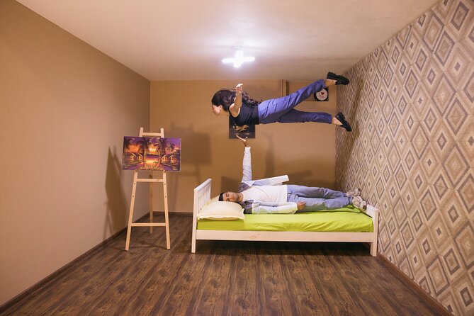Museum of Illusions Tour - A fun stop for couples, friends, and solo visitors