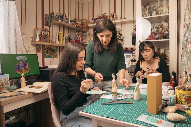 Paint Your Own Traditional Doll - Choosing a taraz from different Armenian regions