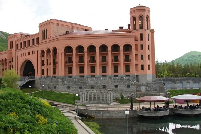 Private tour Jermuk, waterfall, Tatev Monastery and TaTev Ropeway - Key points at a glance