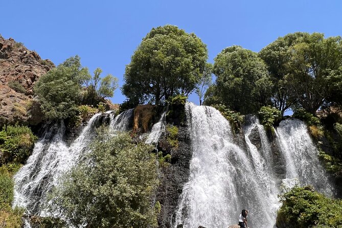 Private Tour: Khor Virap-Areni-Noravank-Tatev - The guides and the private vehicle