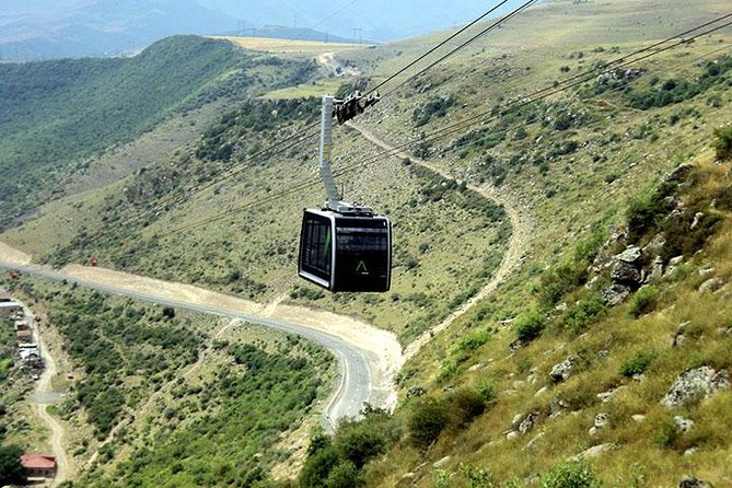 Private Tour to Areni winery, Tatev (ropeway), Khndzoresk (cave city) - The long drive and what the timing means