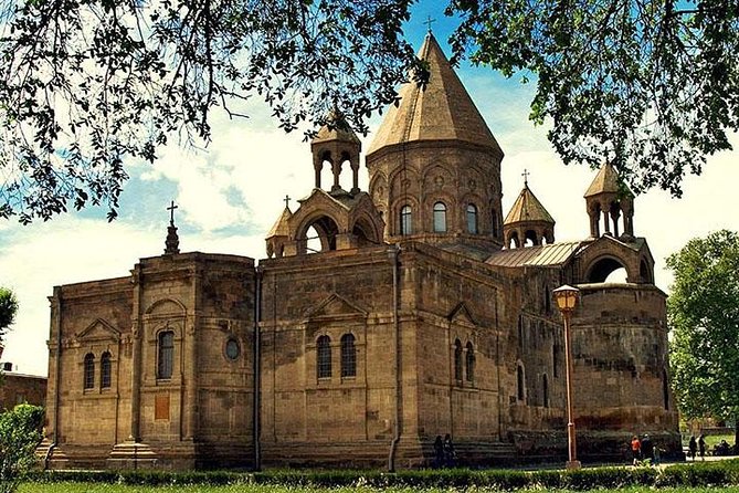 Private tour to Echmiadzin (st Cathedral), Zvartnots, Khor Virap, Garni, Geghard - Why this Yerevan day trip covers so much