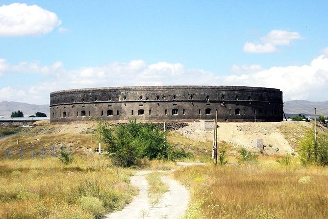 Private tour to Gyumri, Dzitoghtsyan Museum, Black Fortress - Vardanants Square and the old streets
