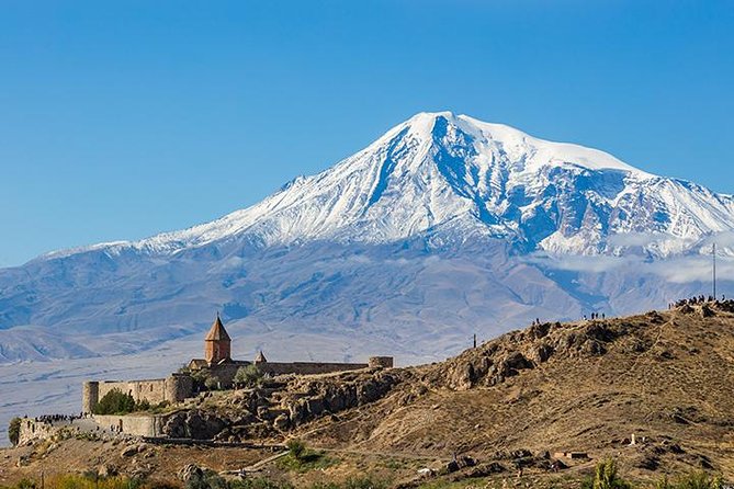 Private wine tour to Khor Virap, Areni winery, Noravank - Khor Virap and the view of Mount Ararat