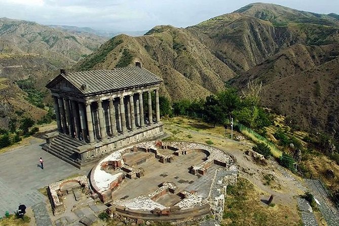 Symphony of Stones, Garni, Geghard, photo stop at Charents arch - Why this half-day route works so well
