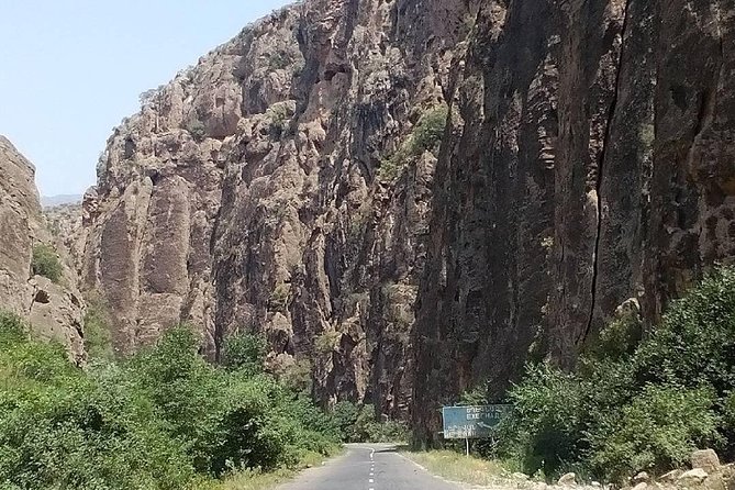 Tatev,Shaki(waterfall),Noravank,Wine tasting,Khor Virap - The vehicle, guide, and language question