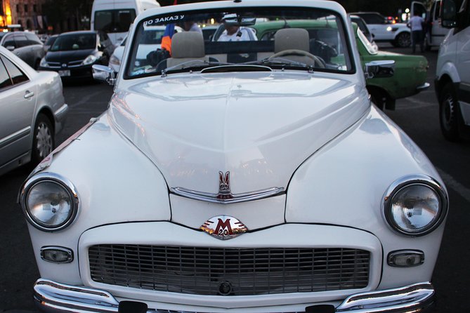 Yerevan city tour with drinks in a classic car with photography - Why an old Soviet Volga changes the tour