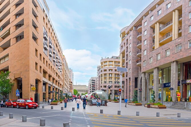 Yerevan: Private Sightseeing Tour - Cascade is the tour’s most active stop
