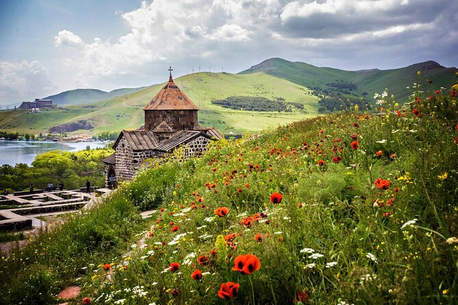 Yerevan to Tbilisi Private car transfer 3 Scenic stops - From Yerevan to Armenia’s high country
